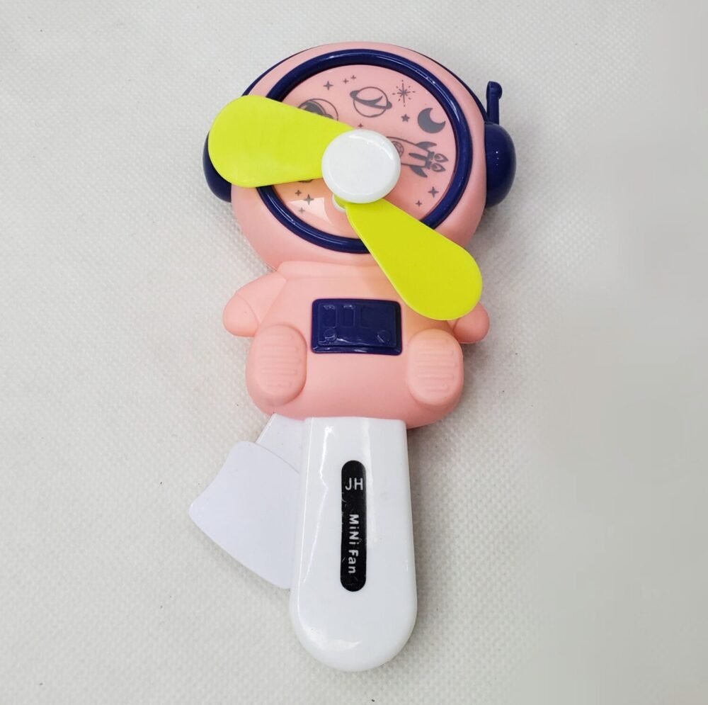 GENERIC PLASTIC FAN WITH ASTRONAUT DESIGN