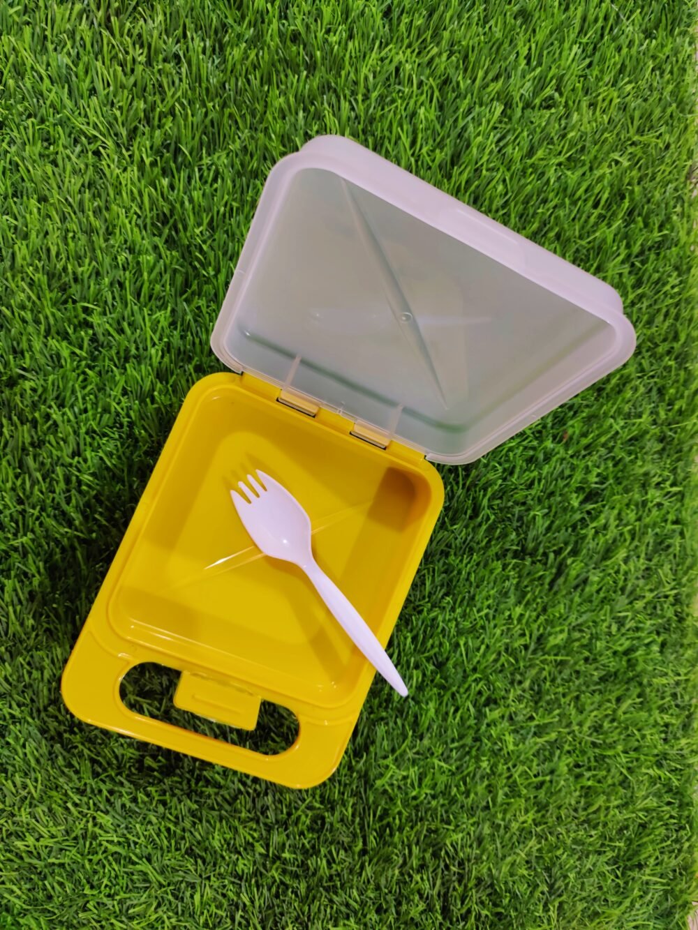 PORTABLE SANDWICH LUNCH BOXES WITH HANDLE