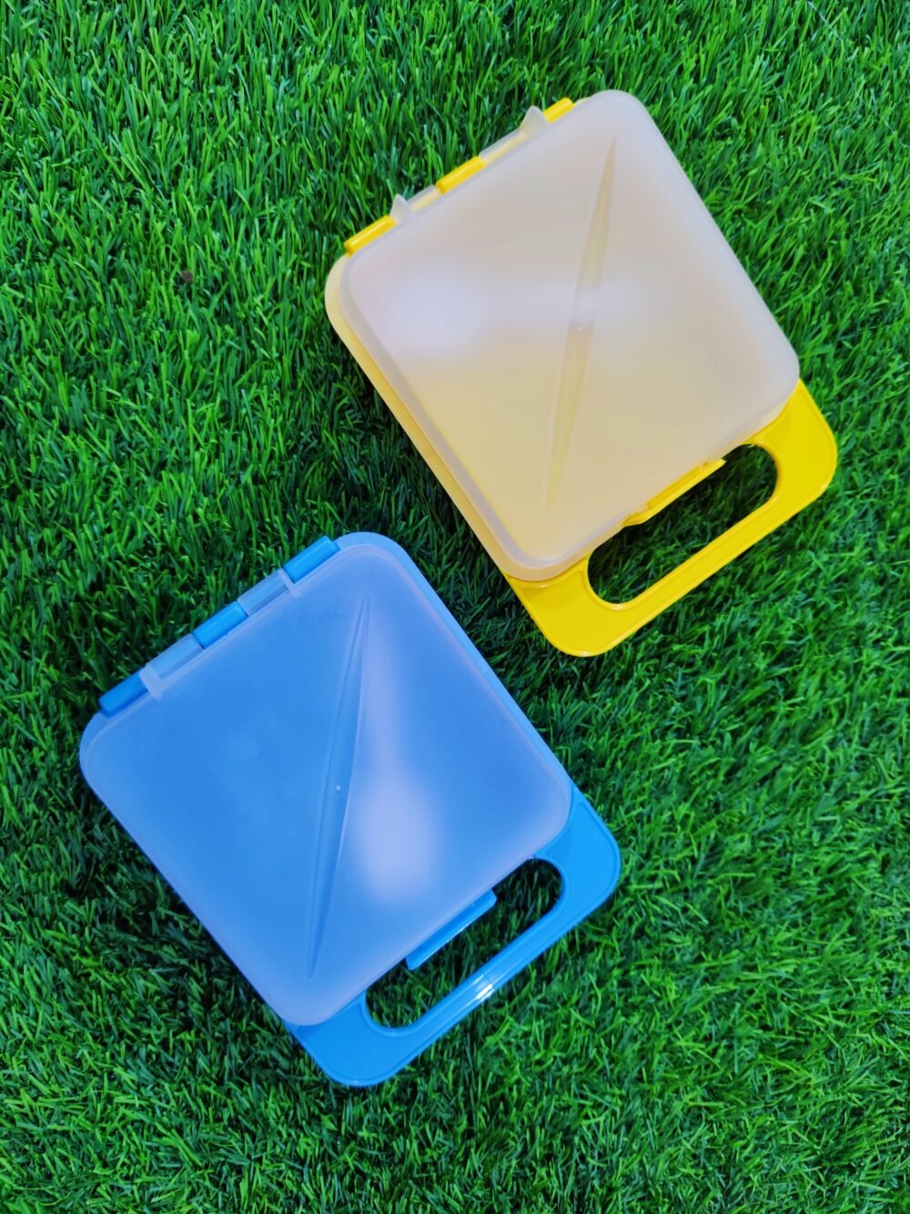 PORTABLE SANDWICH LUNCH BOXES WITH HANDLE